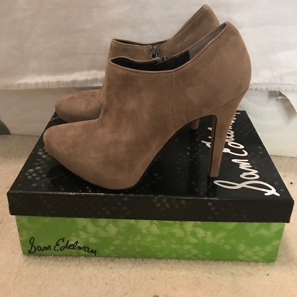 Sam Edelman S-Ria Putty Suede booties size 8.5 M
