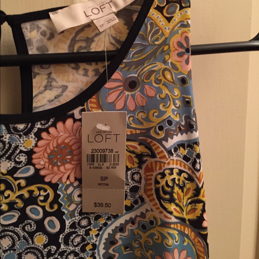 Price drop  Loft dressy tank top - Picture 3 of 4