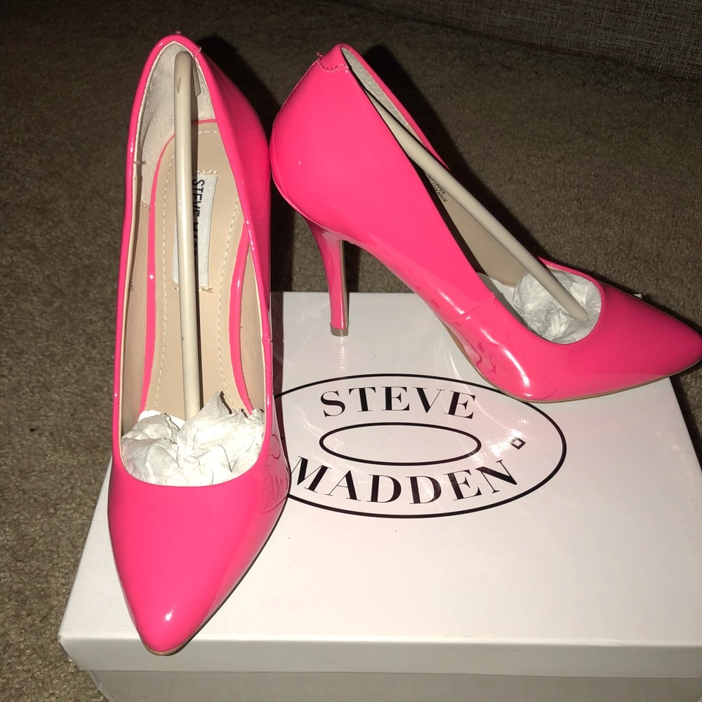 Hot Pink Pumps