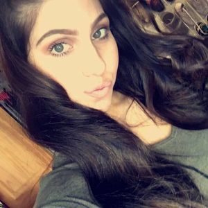 Meet your Posher, Danamarie