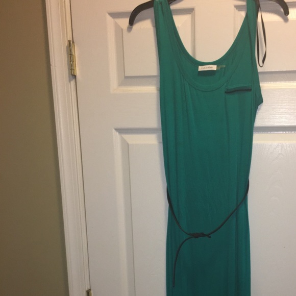 📍FINAL REDUCTION📍Green stretch dress w/ blk belt - Picture 2 of 3