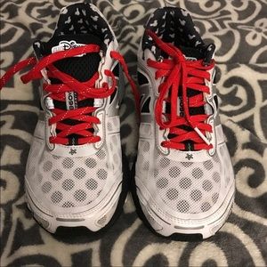 2015 Minnie Mouse Run Disney shoes