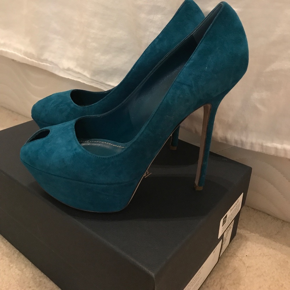 Sergio Rossi Peep Toe Pumps 38.5