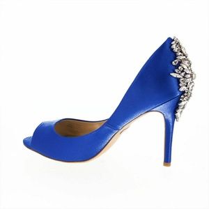 Badgley Mischka Nilla Pump