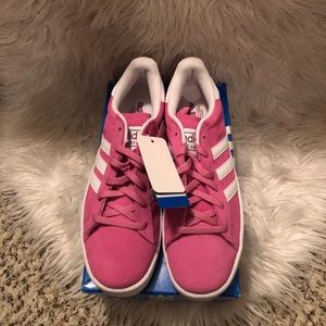 Campus 2 J Adidas (Kids size 6, fits women 8-8.5)