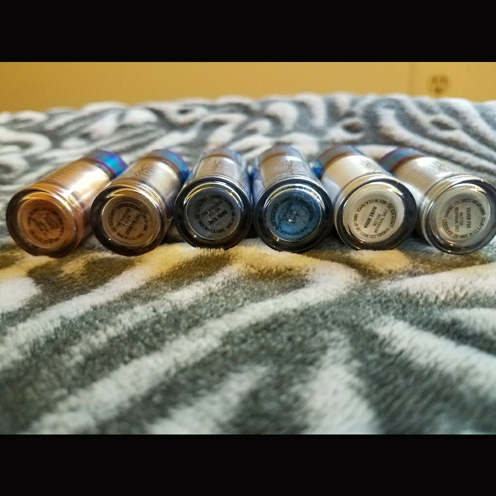 6 Mini MAC Pigments - Picture 2 of 2