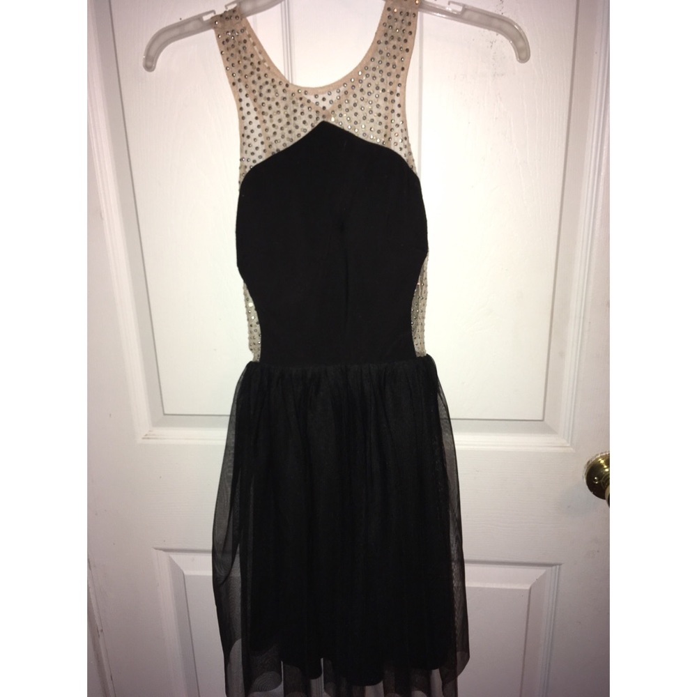 Blondie Nites Juniors' Prom Dress