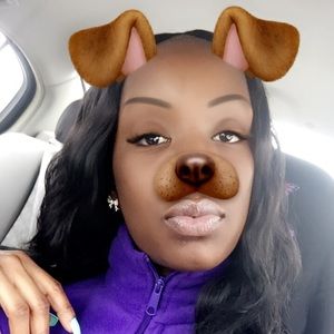 Meet your Posher, Dominique