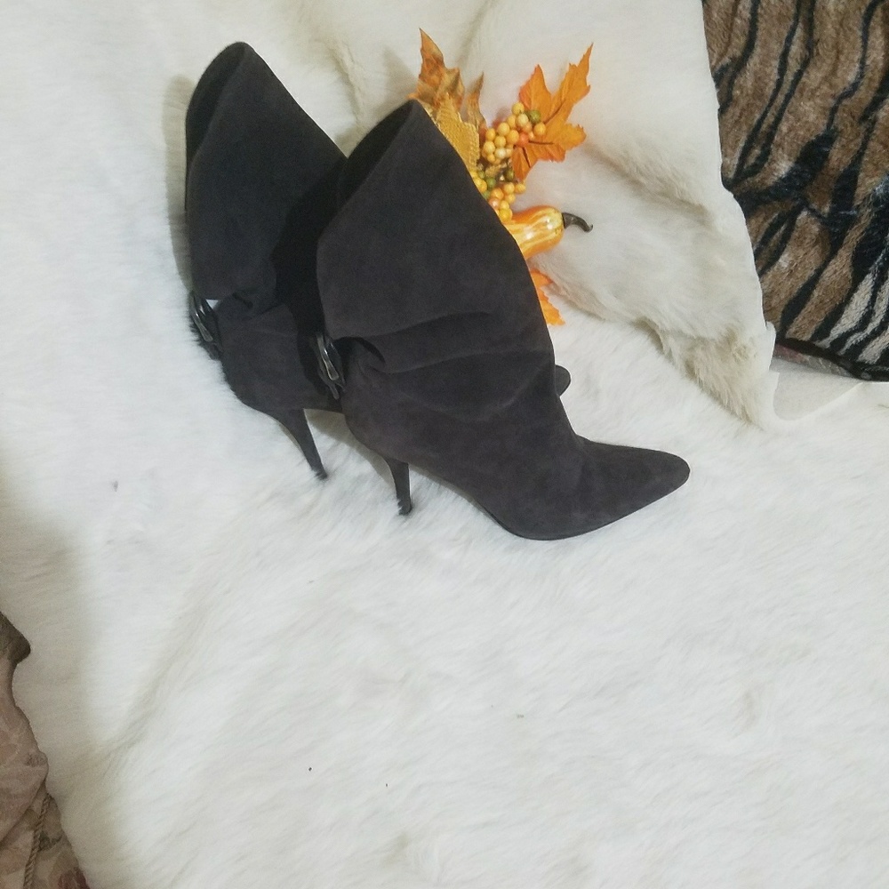 Nine West booty