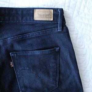 Levi's Hi-Rise Dark Wash Skinny Jeans
