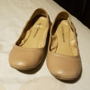 Lucky brand flats
