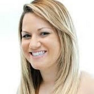 Meet your Posher, Elana