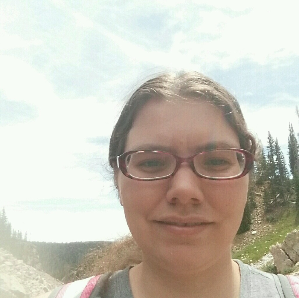 Meet your Posher, Kim