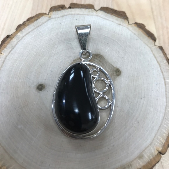 Pendant - Picture 4 of 8