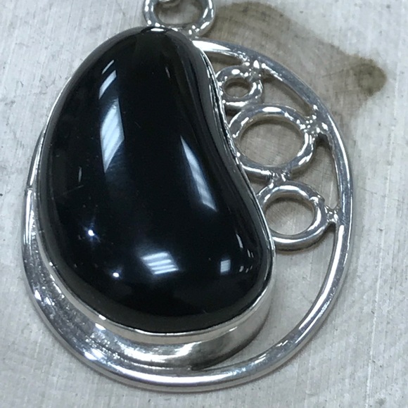 Pendant - Picture 6 of 8
