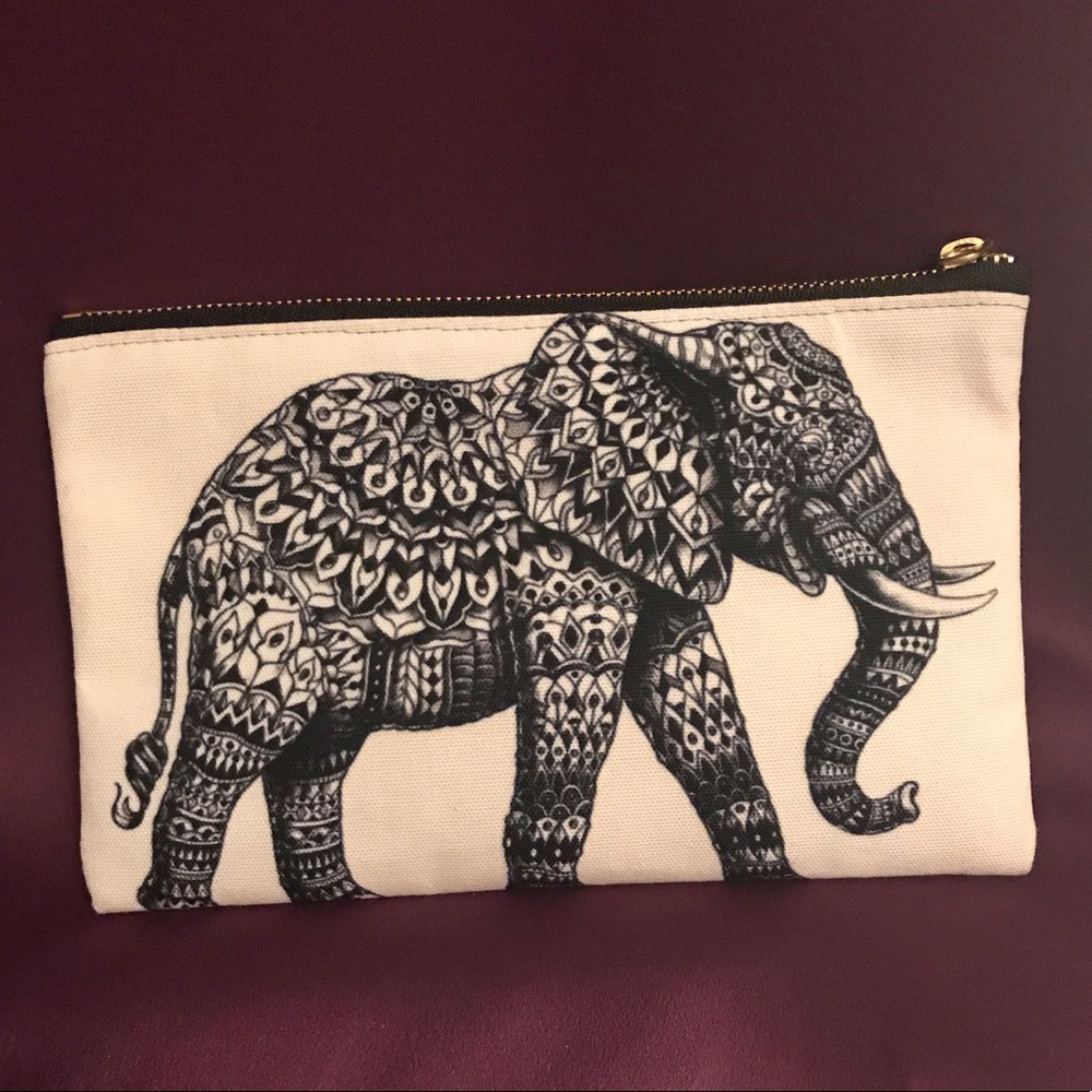 Tribal Elephant bag🖤
