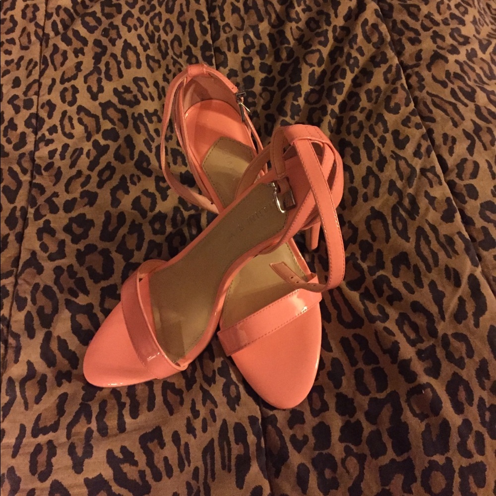 Giana Bini strappy sandals-Flash sale $20!!