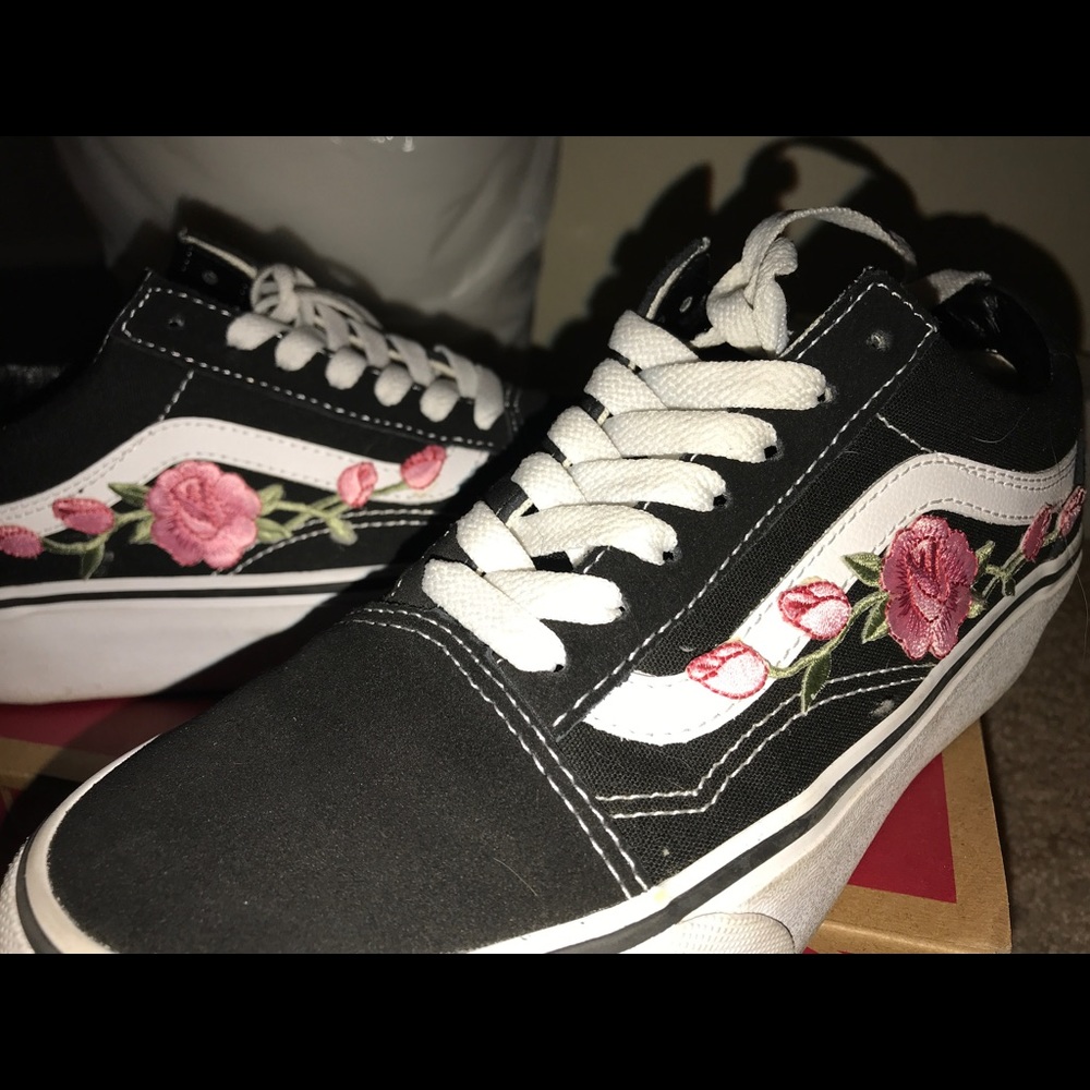 custom vans - Picture 2 of 3