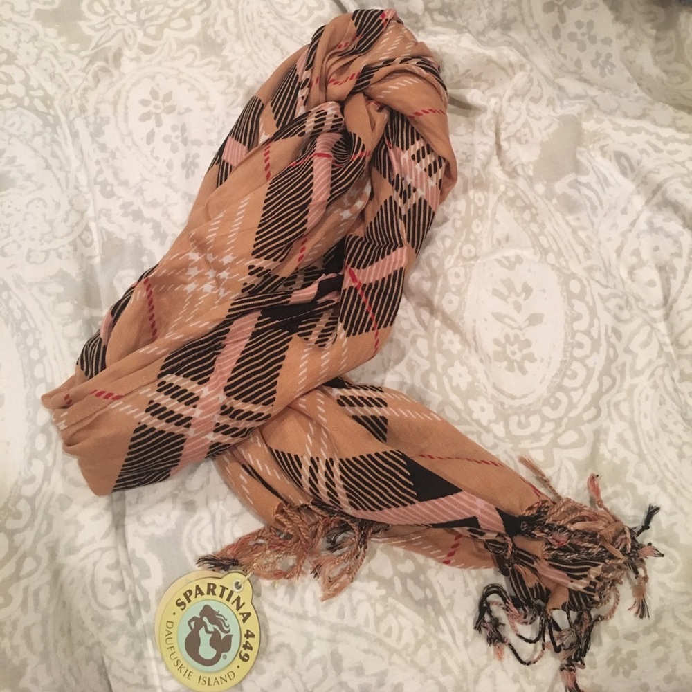 NWT Burberry Print Scarf