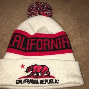 California republic beanie