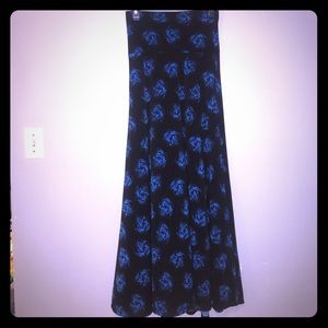 Black maxi skirt