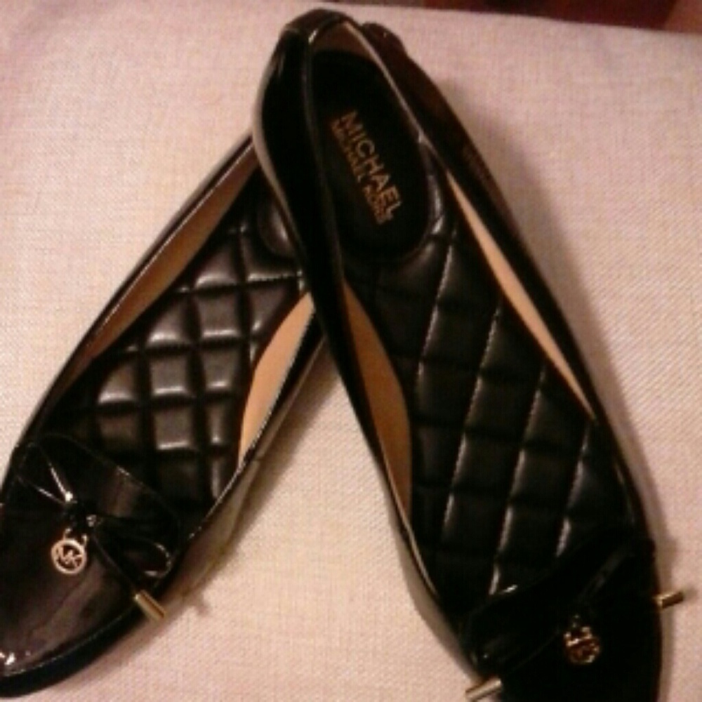 SIZE 6.5 MICHAEL KORS New Flat Shoes