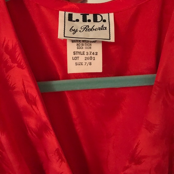 Lady in Red Vintage Dress 😍😍😍 - Picture 6 of 6