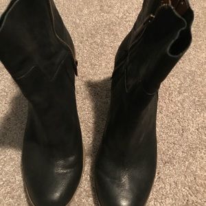 Lucky brand low boots