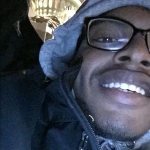 Meet your Posher, Darrius