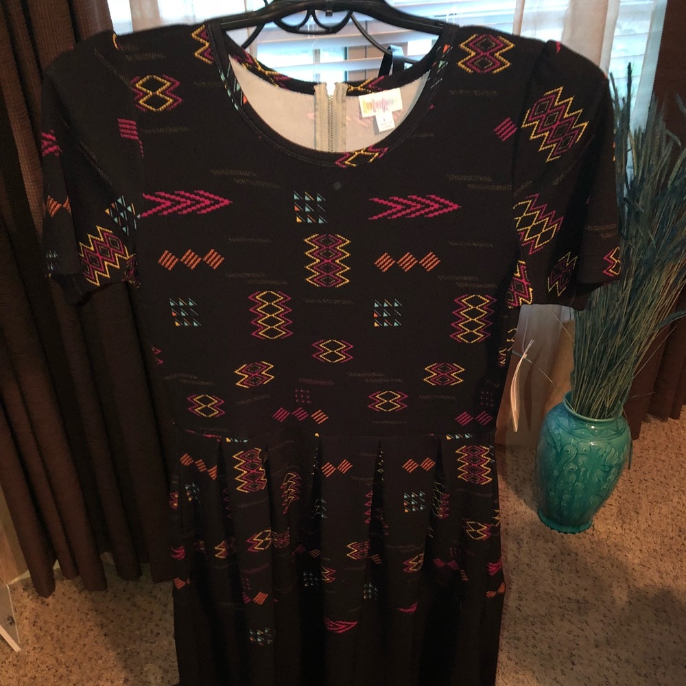Lularoe Amelia