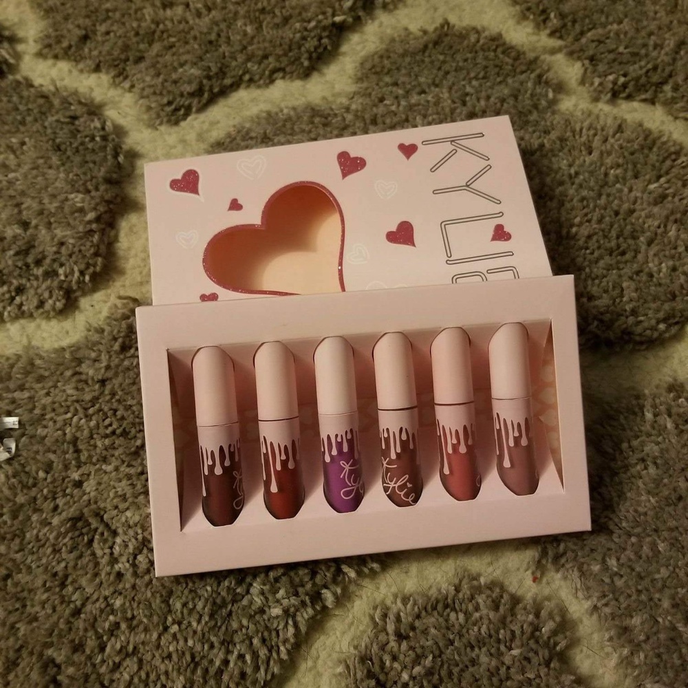 kylie matte liquid lipstick