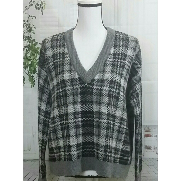 Banana Republic gray sweater XS - Picture 1 of 8