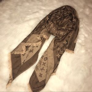 Louis Vuitton Scarf