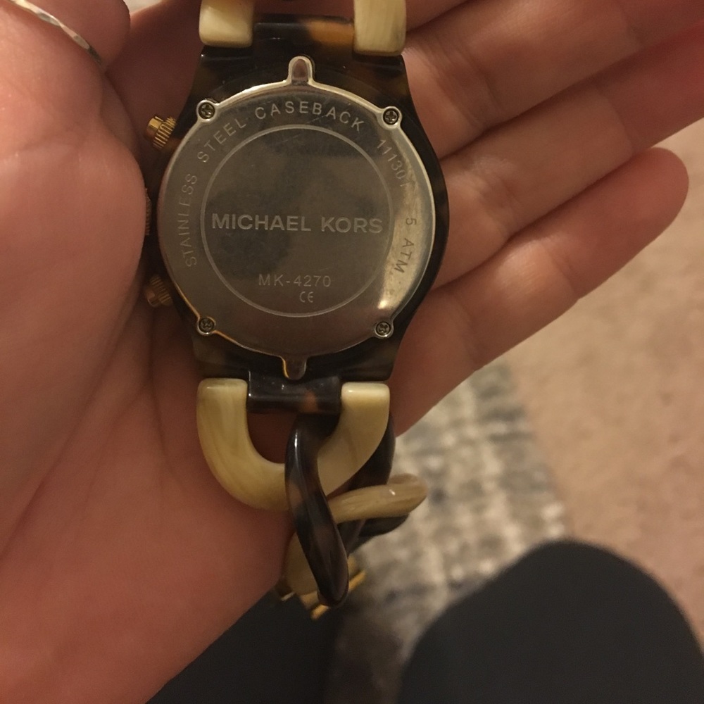 Michael Kors watch - Picture 2 of 3