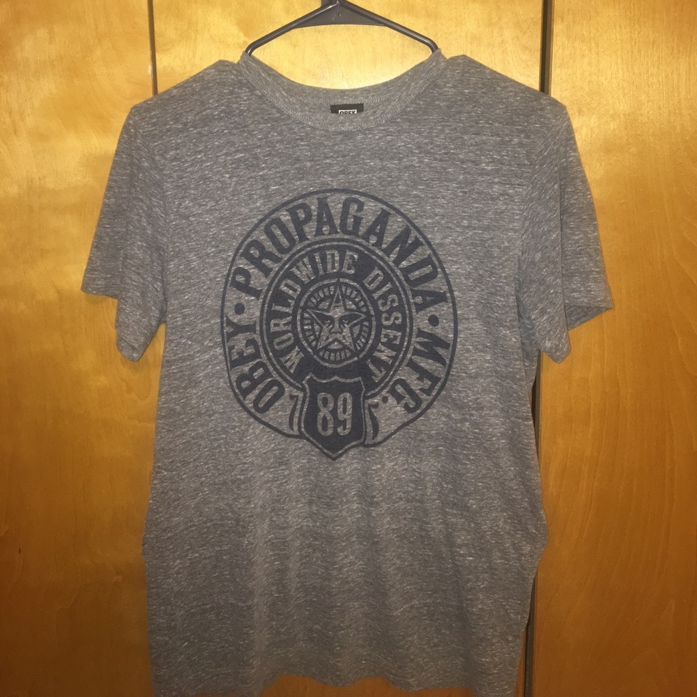 obey t shirt never worn
