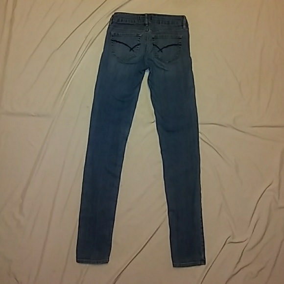 Bullhead size 1 Skinny Jeans - Picture 5 of 5