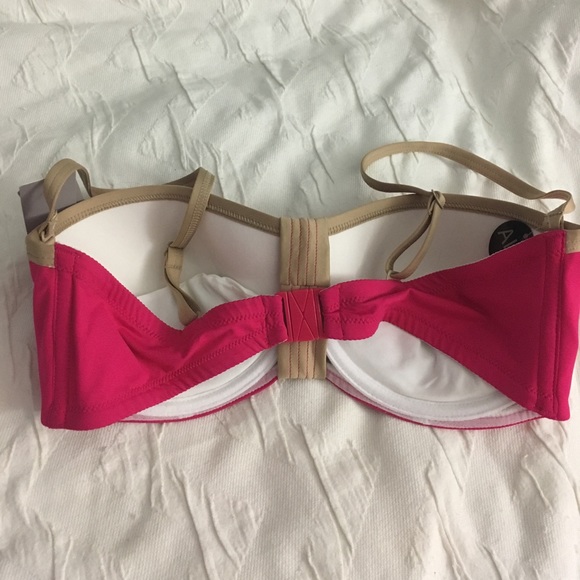 Huit Padded, Push-Up Bandeau Bikini Top 👙 - Picture 3 of 5