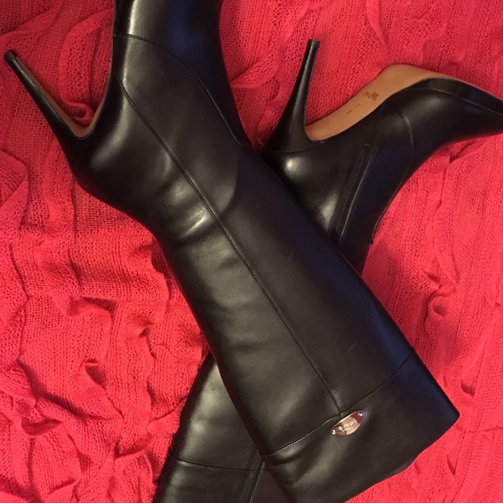 Coach boots