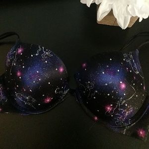 Victoria's Secret Very Sexy push-up