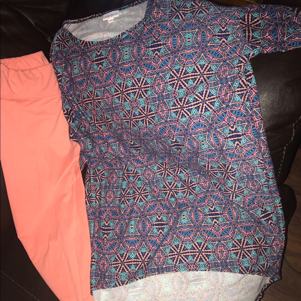 Lularoe outfit XXS Irma & os leggings