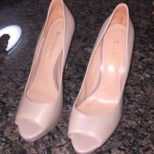 Enzo Angiolini nude peep toe pump