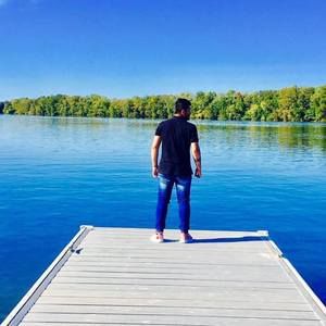 Meet your Posher, Jeet