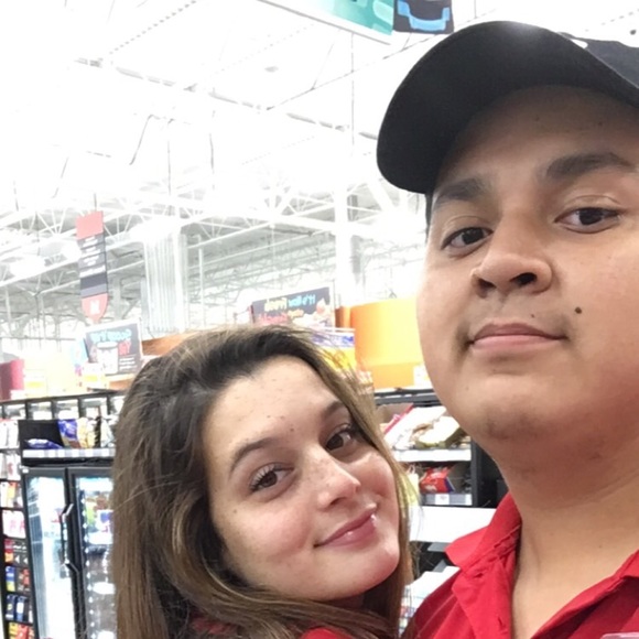 Meet your Posher, Andrew - Picture 1 of 1