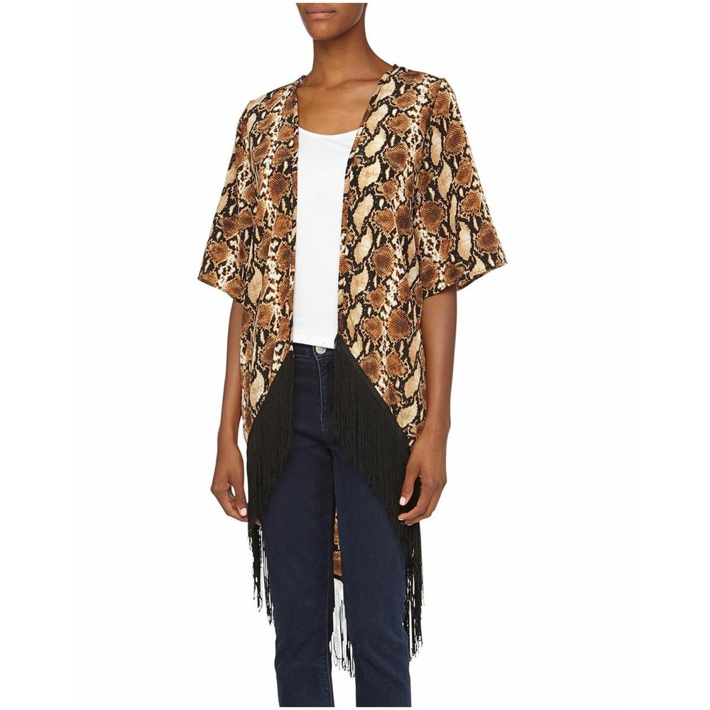 Romeo and Juliet snake skin kimono