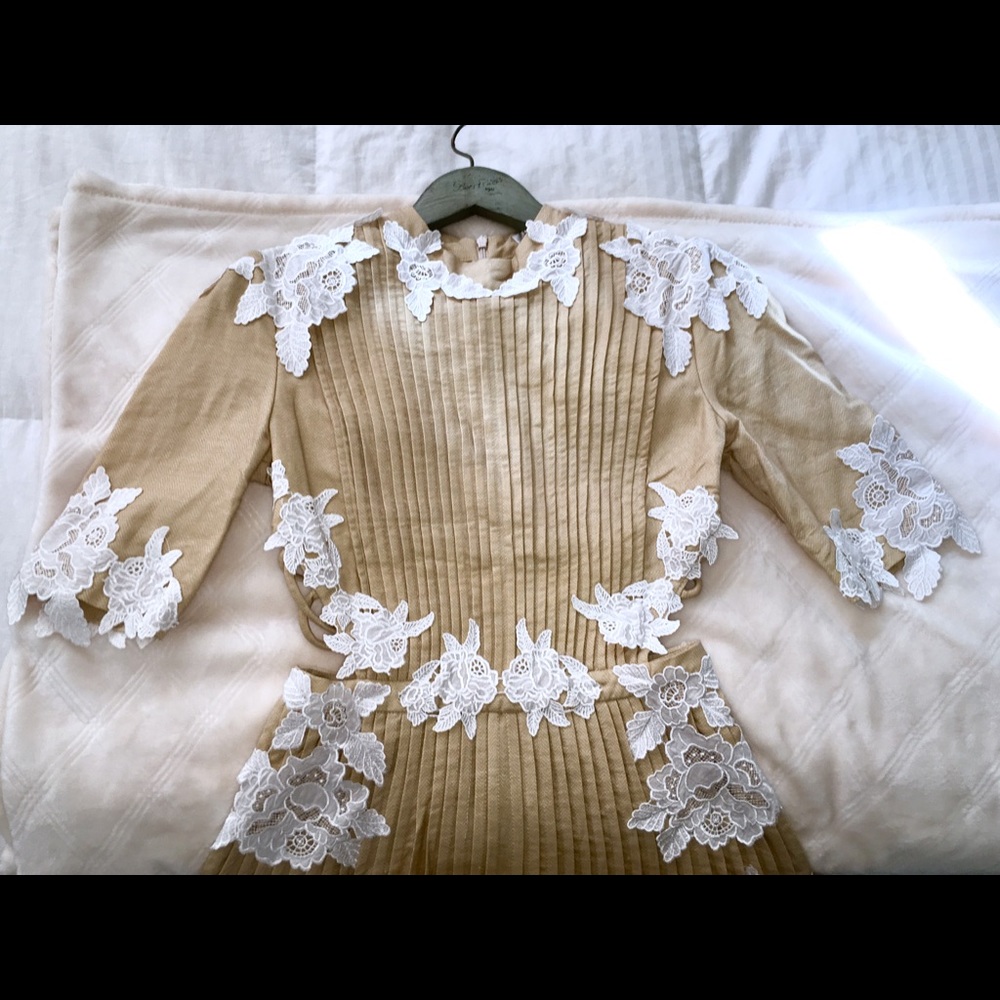 π SOLD π ZIMMERMANN Mischief Rosette Laced Dress - Picture 7 of 8