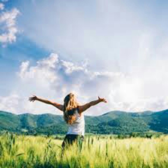 Meet Your Posher!!! - Picture 2 of 8