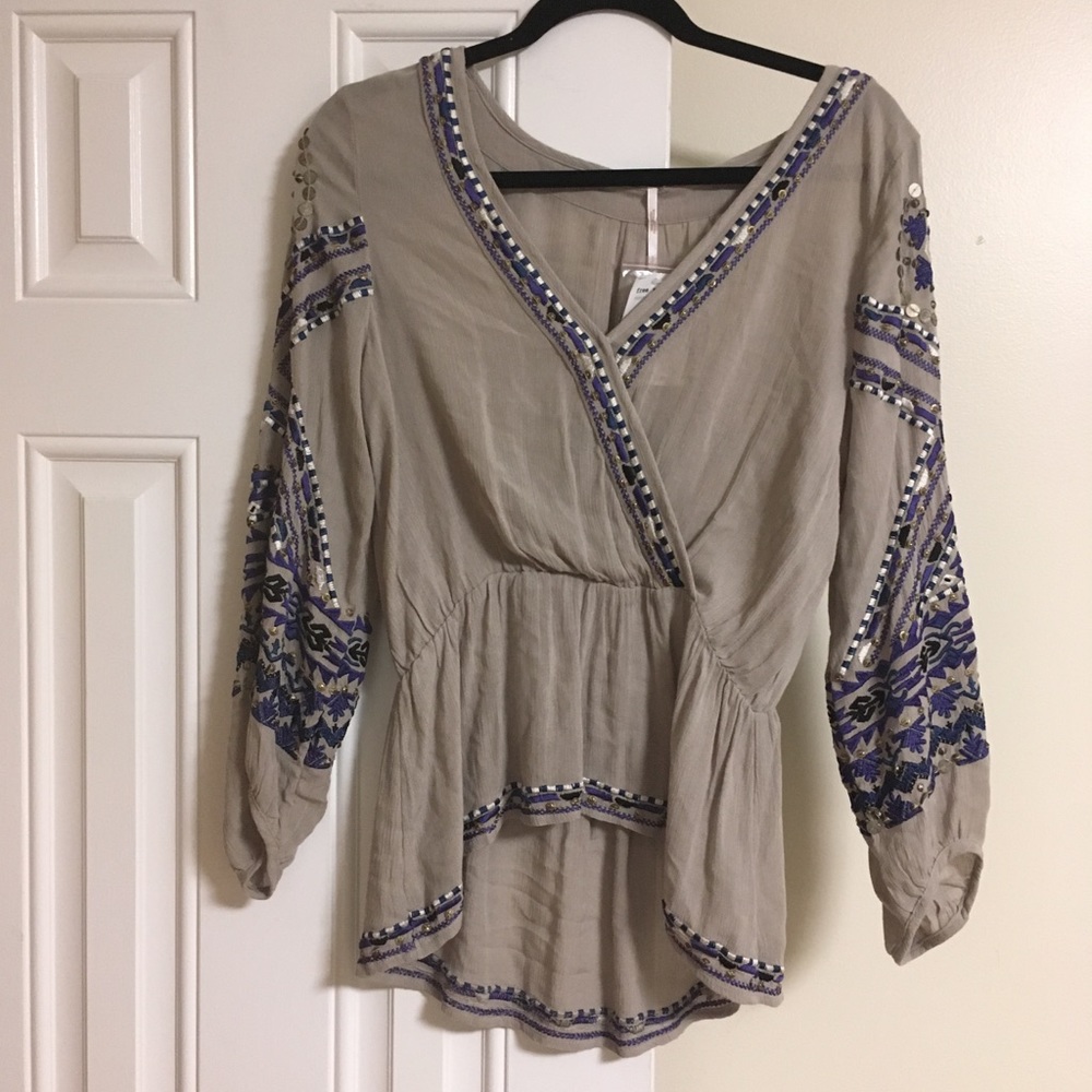 Brand new!! Flowy free people top