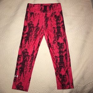 Under Armour compression Heat Gear crops