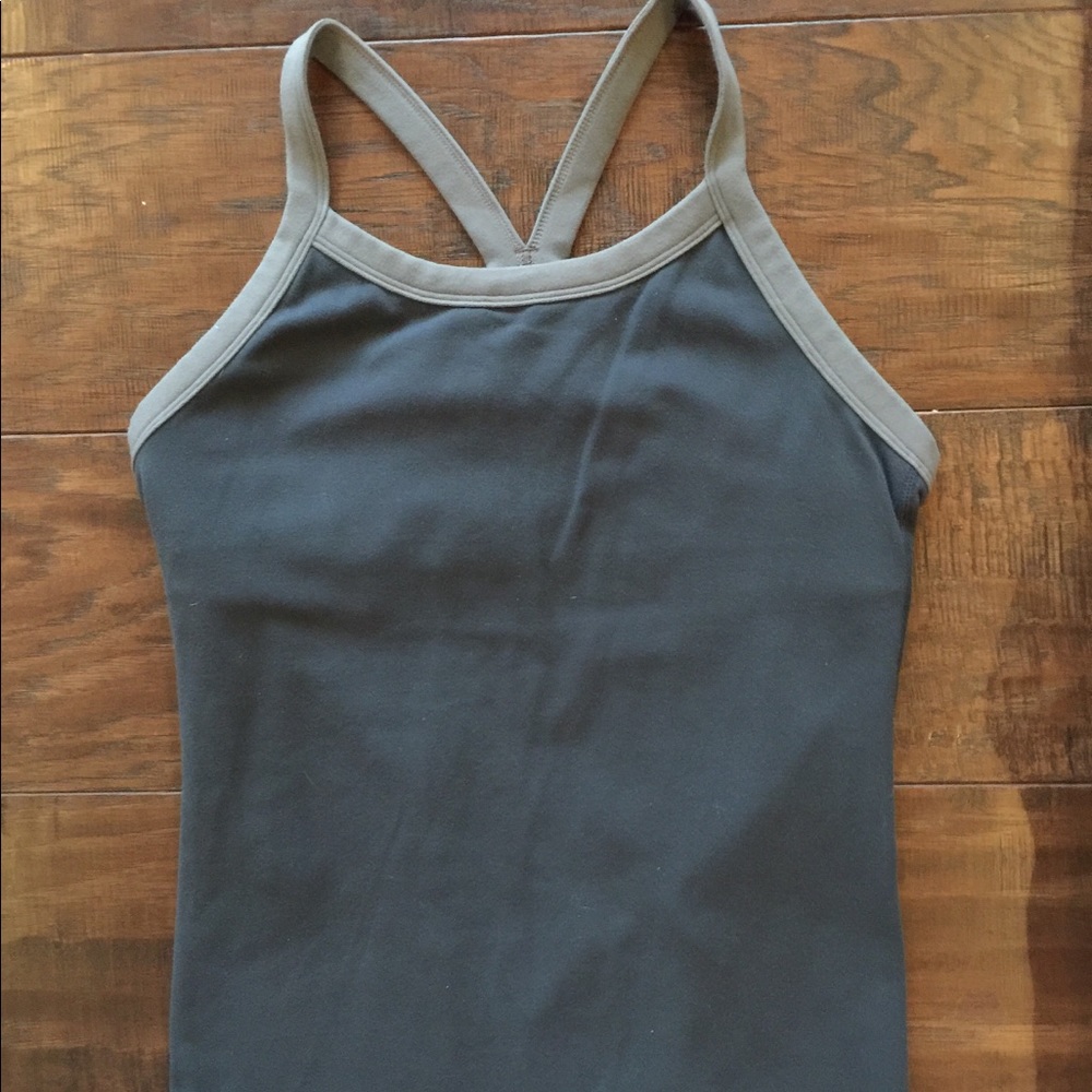 Lululemon tank