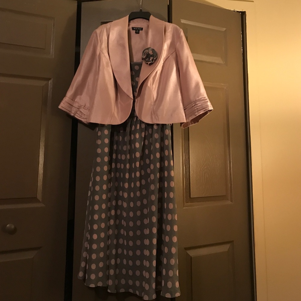 Women’s 2 piece dress( jacket and dress)
